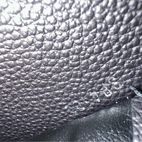 Louis Vuitton authentic Empreinte zippy wallet - Picture 6 of 7